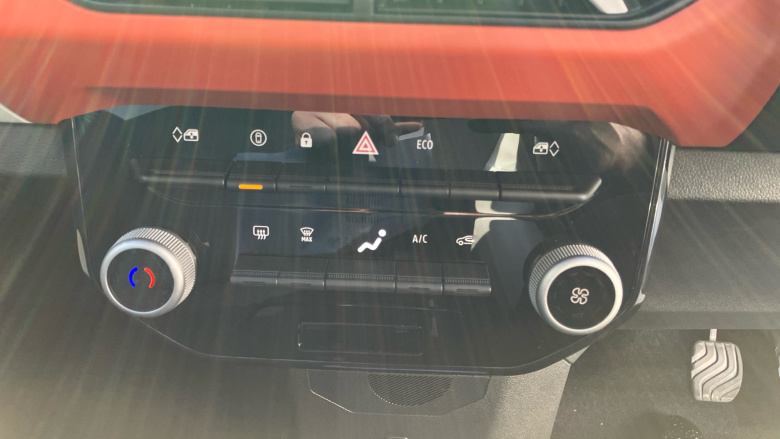 Dacia Spring 27kWh Expression 65 48kW 5dr Auto Electric Hatchback